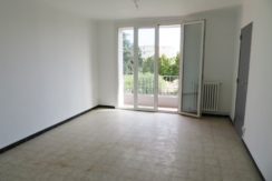 T3 55m² Nîmes Capouchiné 640€ T3 55m² Nîmes Capouchiné 640€