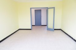 T4, 3 Place P.Daudet, 570€, 80m² T4, 3 Place P.Daudet, 570€, 80m²