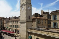 STUDIO 28m²+BALCON Nîmes Centre MEUBLÉ 495€ H.C