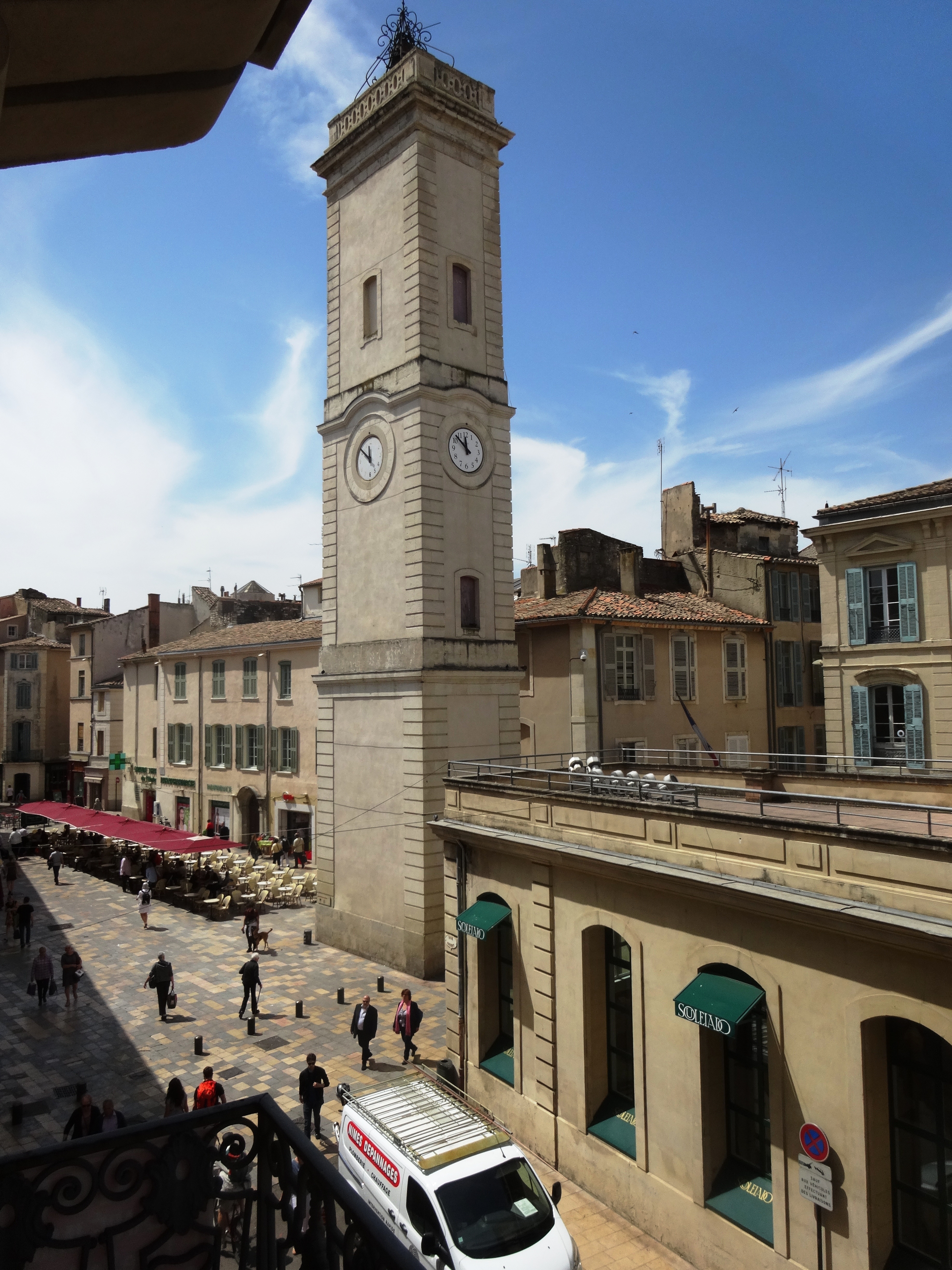 STUDIO 28m²+BALCON Nîmes Centre MEUBLÉ 495€ H.C