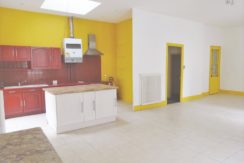 Maison 117m², Nîmes rue Vaissette, 320000€, + GARAGE + CAVE Maison 117m², Nîmes rue Vaissette, 320000€, + GARAGE + CAVE